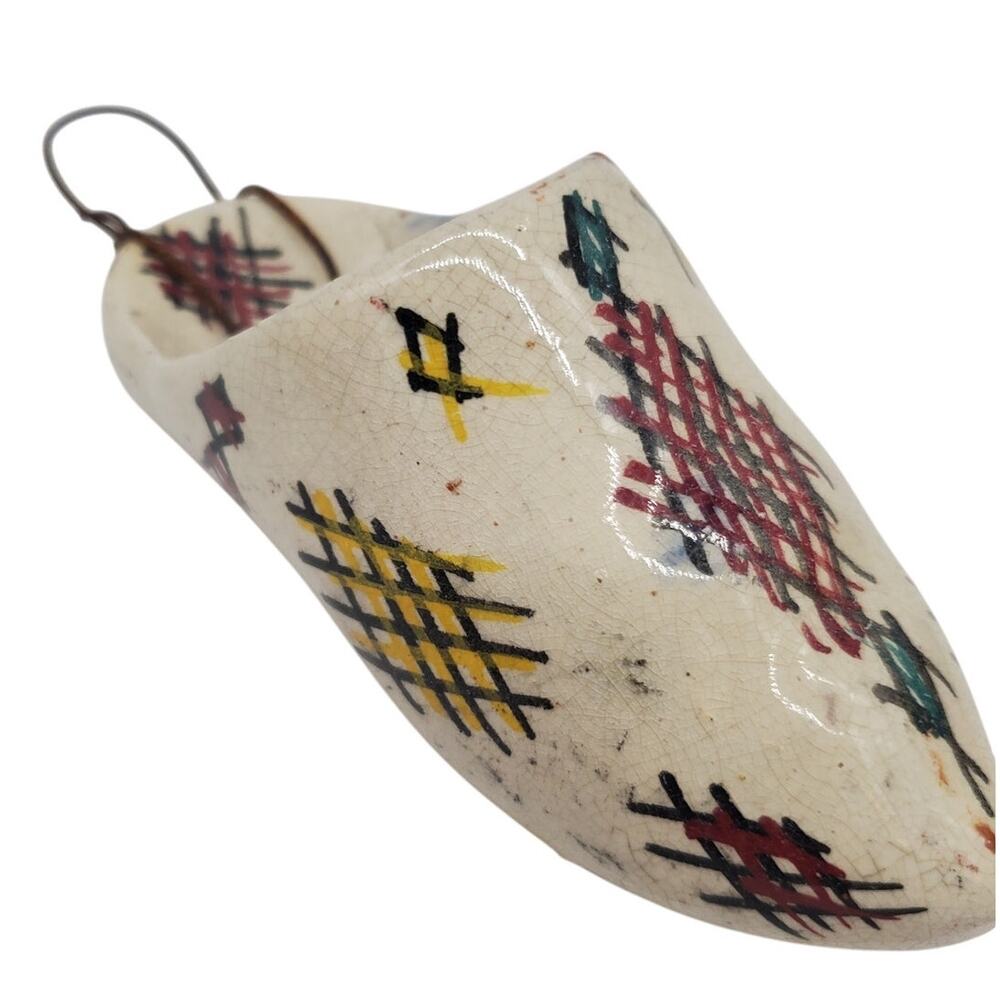 Moccasin Wall Decor - 5"
